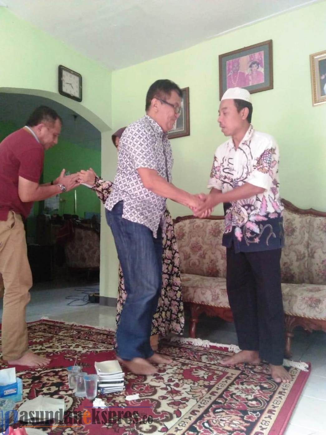 Rektor Unsika Datangi Rumah Duka