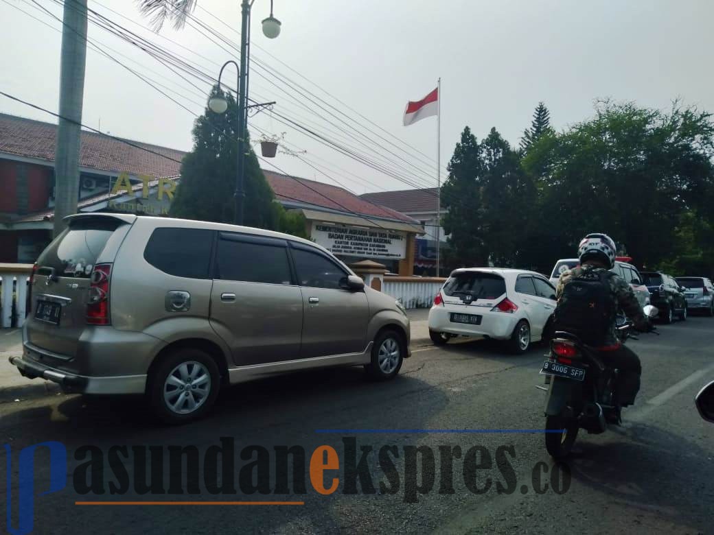 Parkir Liar Jadi Biang Macet