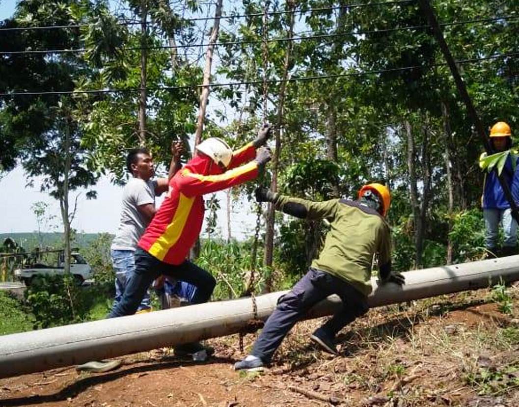 Cuaca Ekstrem, 5 Jaringan Listrik SUTM Rusak