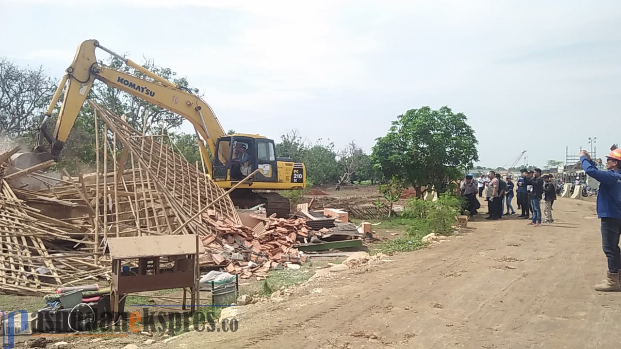 Sebidang Tanah di Eksekusi, Pemilik Lahan Berada di Luar Negeri