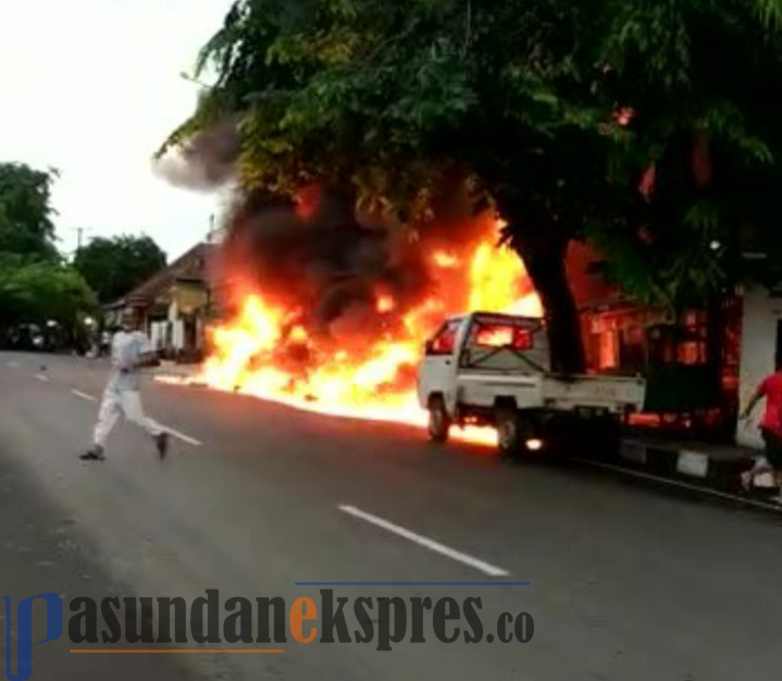 Meledak, Pom Mini Terbakar di Jalan Kapten Halim Purwakarta