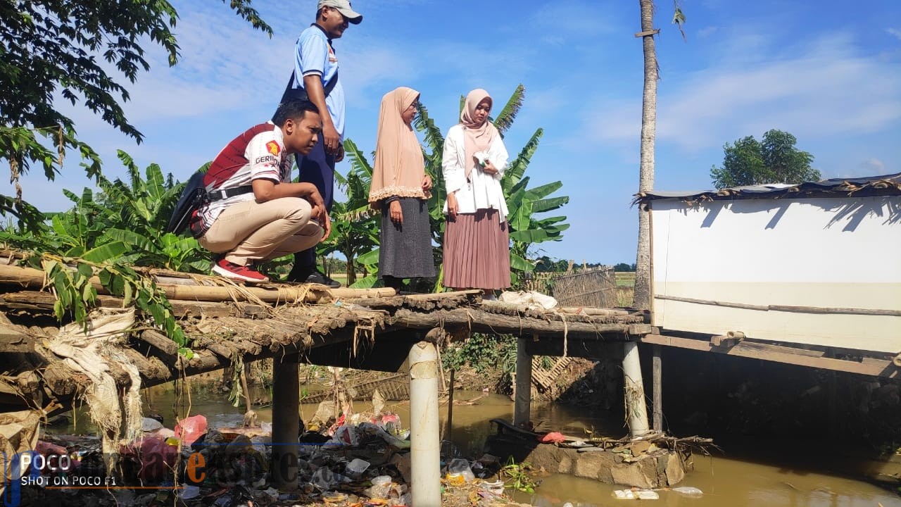 Gina Ajak Warga Jaga Sungai