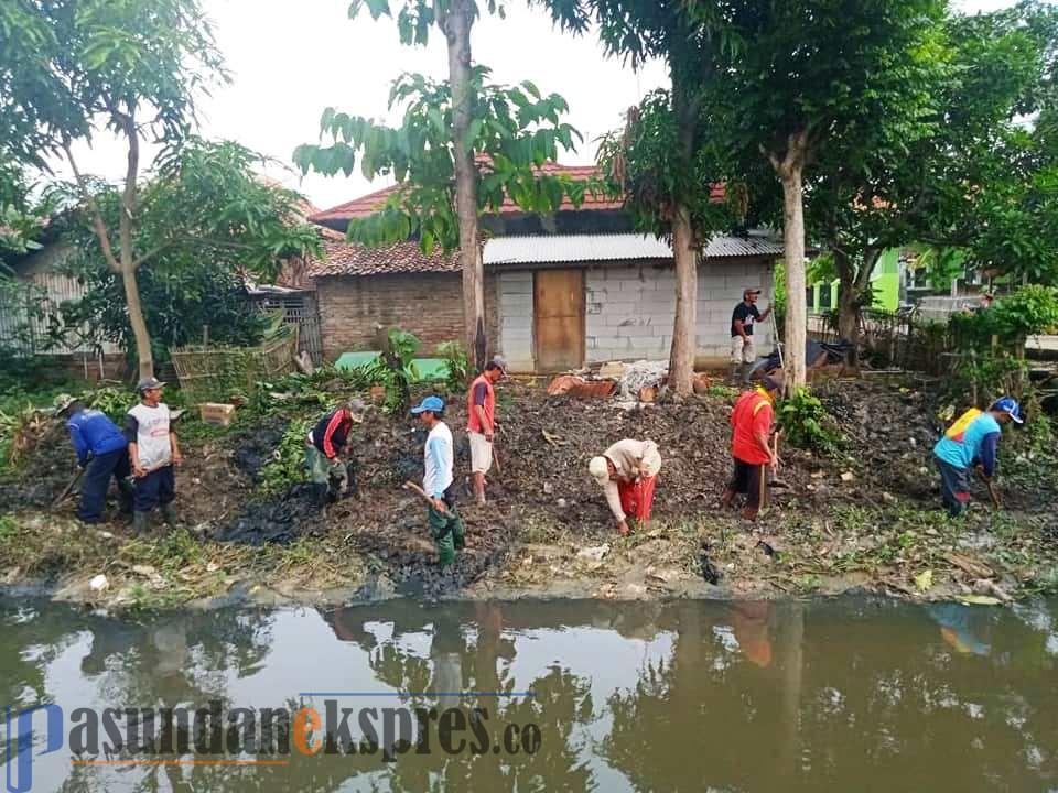 Padat Karya Normalisasi Kali Mataram