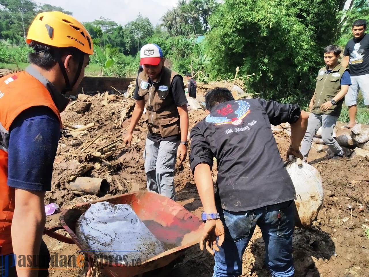 SC 234 Bantu Korban Banjir