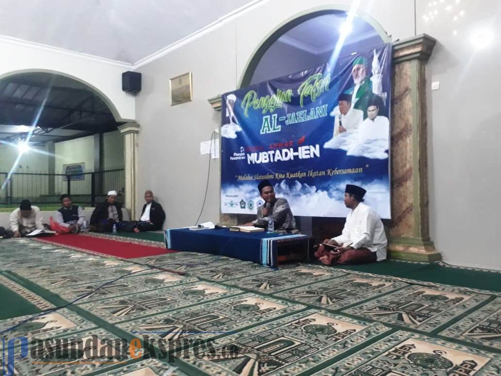 Pengajian Tafsir Al-Jaelani di Ponpes Nurul Anwar Mubtadiien