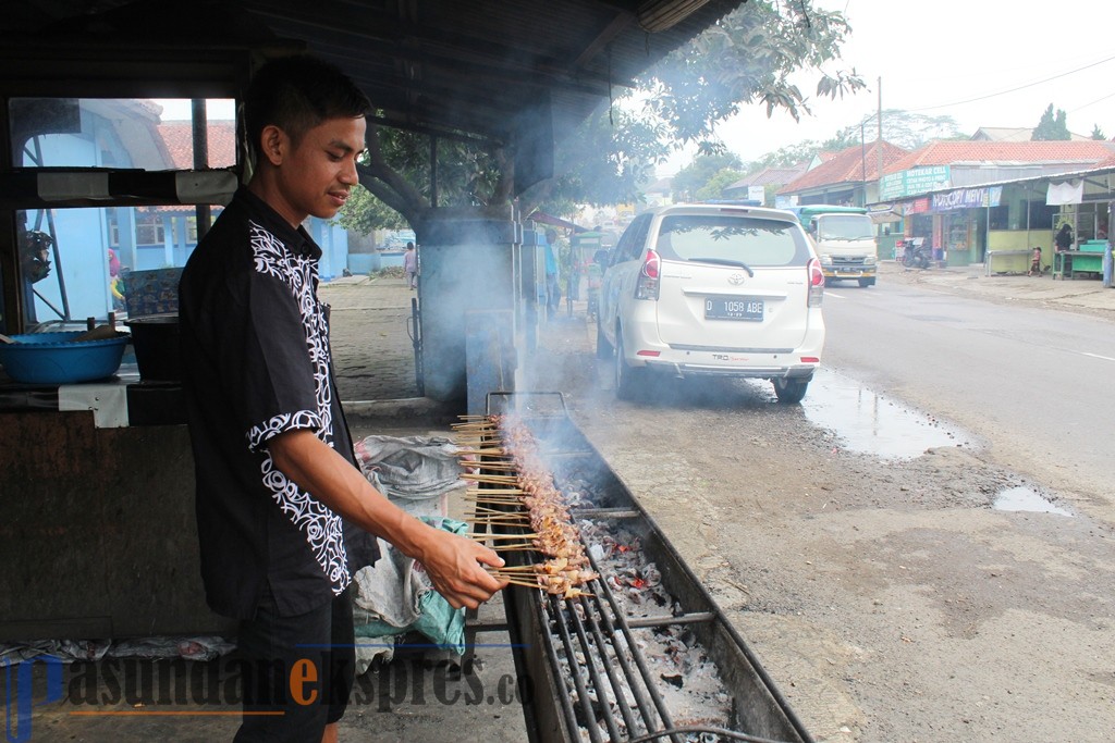 Gurih dan Renyahnya Sate Maranggi Cijengkol