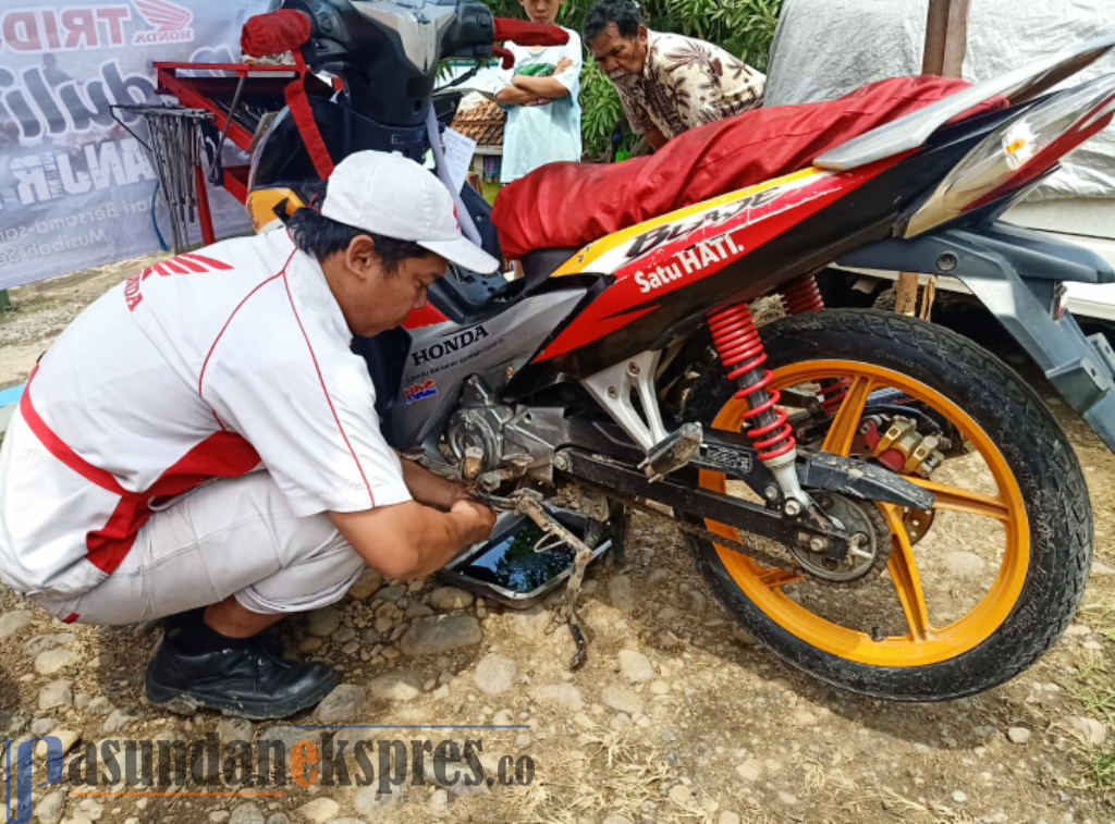 Kendaraan Korban Banjir Dapat Servis Gratis dari Tridjaya Motor Pagaden