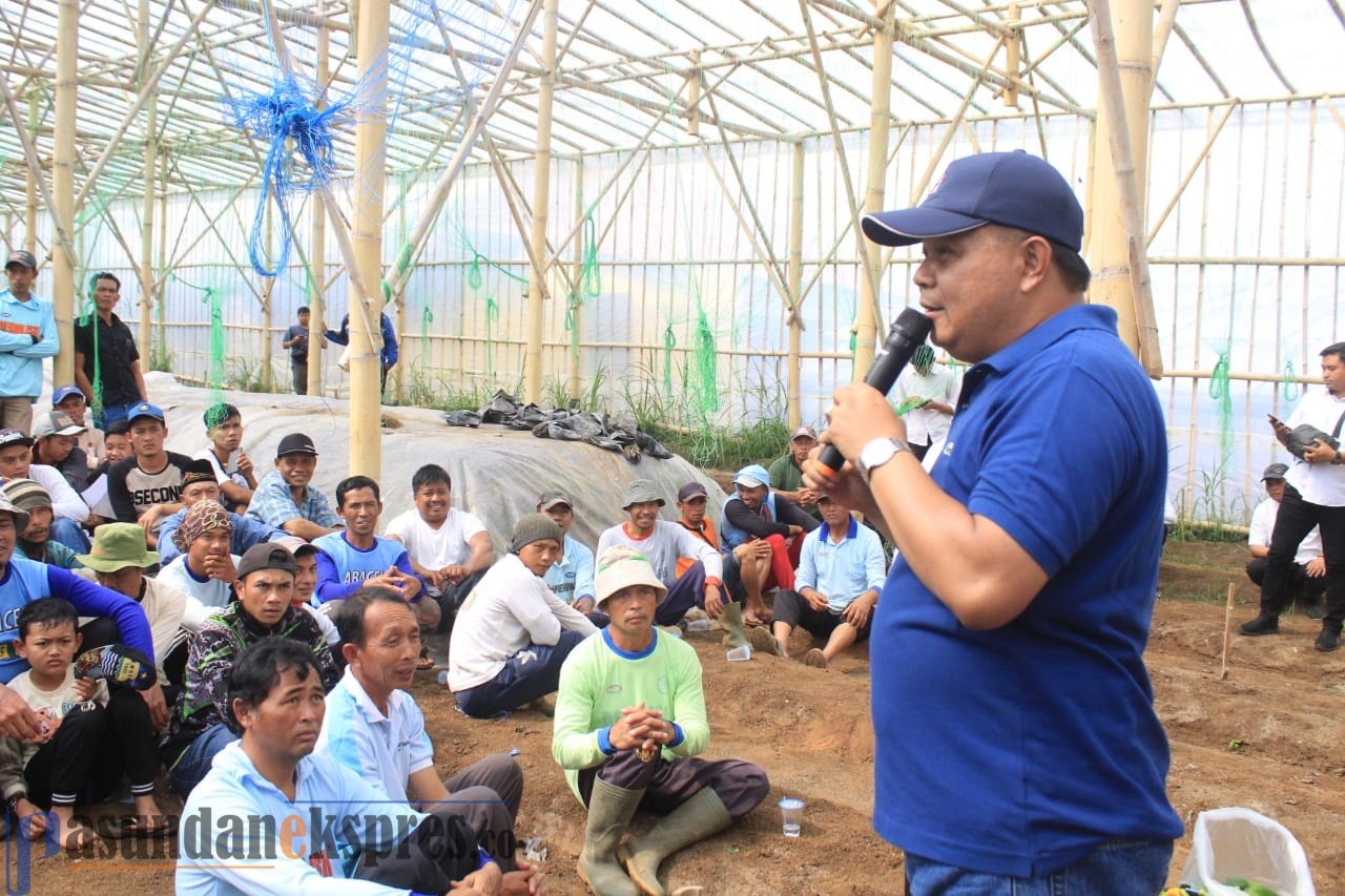 Bupati Bandung Barat Ajak Milenial jadi Petani