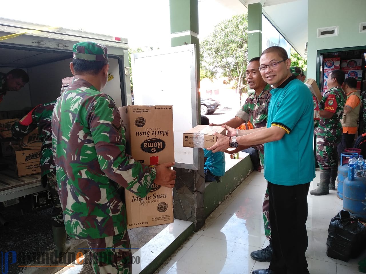 PT Anugrah Mutu Bersama Salurkan Bantuan untuk Korban Banjir