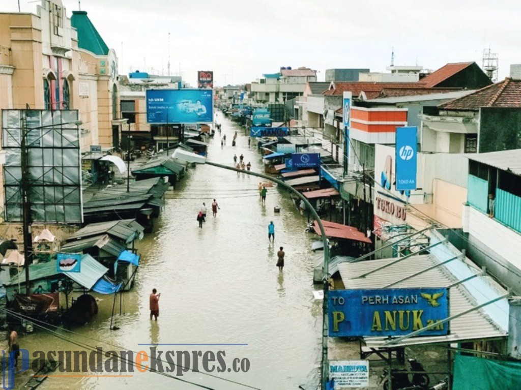 8.429 Rumah Terendam, 5.938 Orang Mengungsi