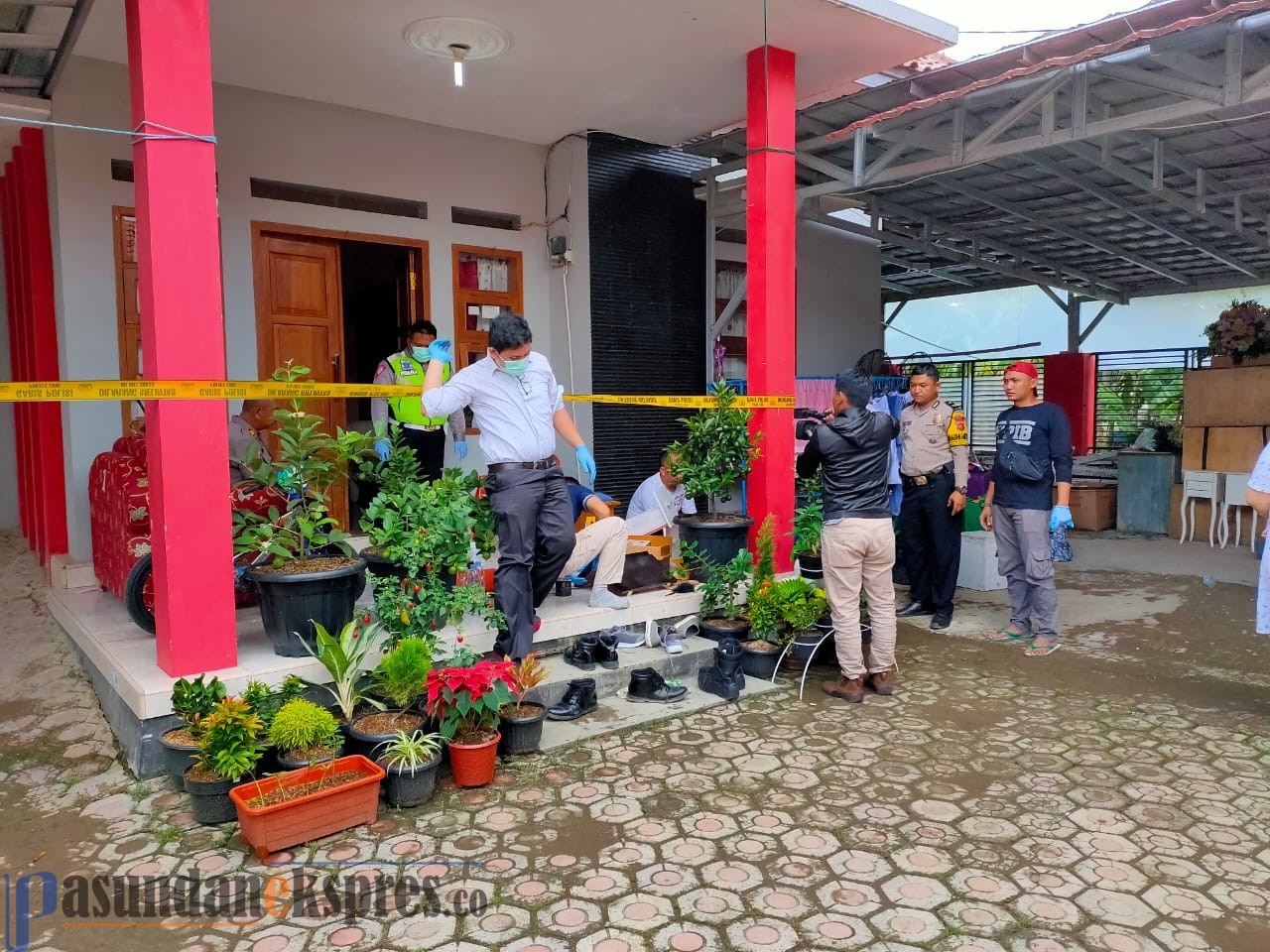 Korban Disekap, Perampok Gondol Perhiasan Pemilik Jasa Rias