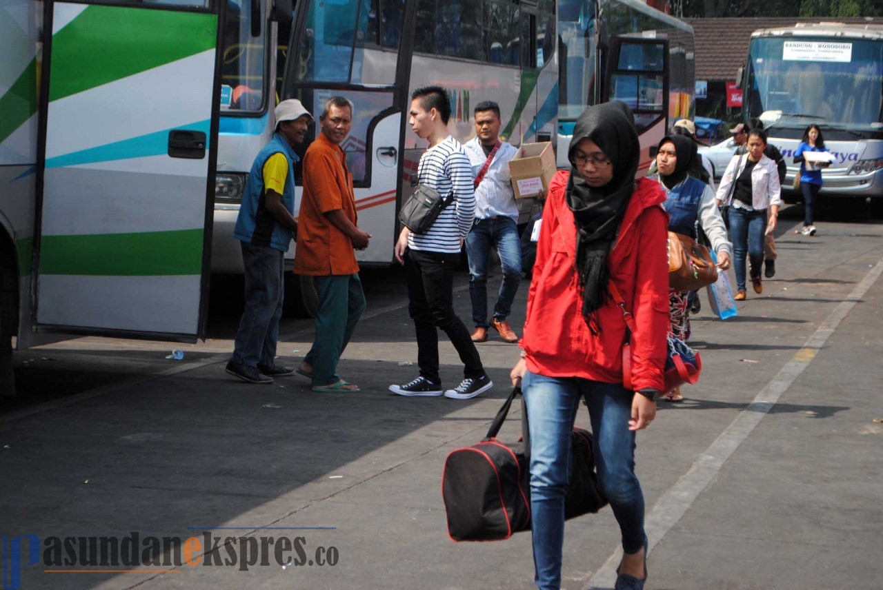 Tekan Penyebaran Korona, Pemprov Jabar Mulai Sosialisasikan Larangan Mudik