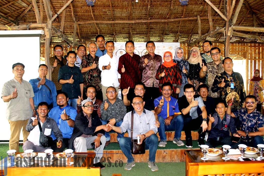 Pemkab Purwakarta Dorong Media Lebih Profesional