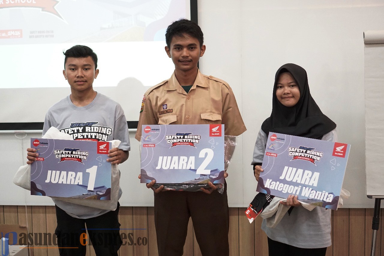 SMK 1 Karawang Juara 2 Safety Riding se-Jawa Barat