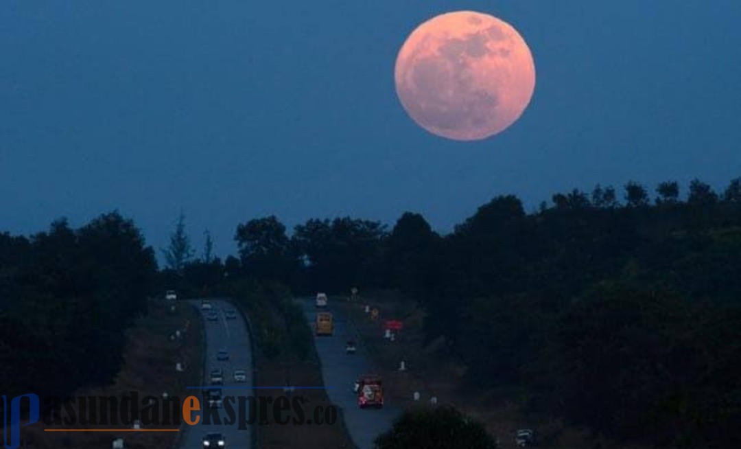 Jangan Tidur Dulu, Malam Ini Bisa Menikmati Indahnya Super Moon