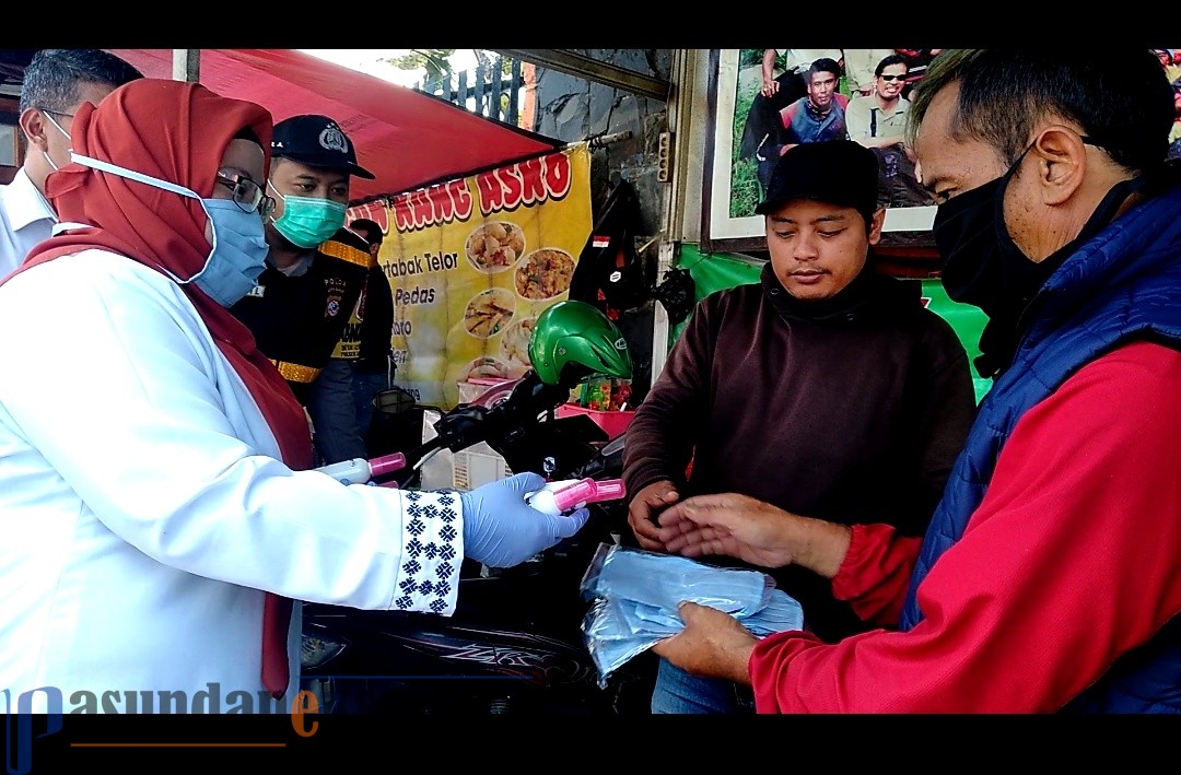 BLK Lembang Bagikan Hand Sanitizer Gratis, Tukang Ojek : Ini Sangat Membantu Kami