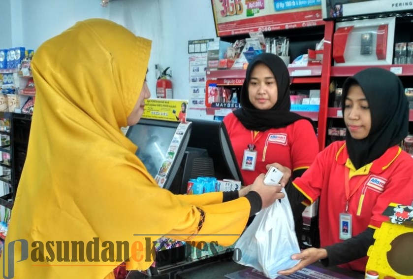 Banyak Tarik Donasi, Pelanggan Pertanyakan Kepedulian Alfamart untuk Pencegahan Covid-19