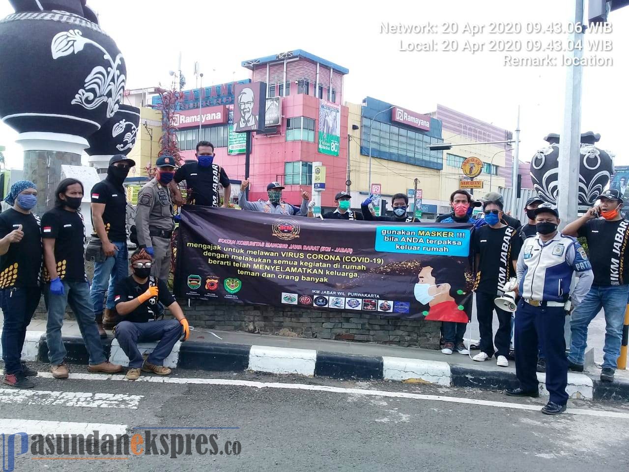 Ikatan Komunitas Mancing Jabar Sebar 1.000 Masker Gratis ke Pengguna Jalan