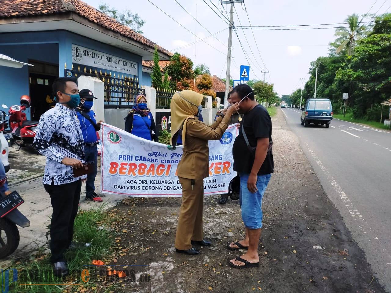 Pemcam Cibogo Edukasi Pencegahan Covid-19, Wajib Masker dan Jaga Jarak