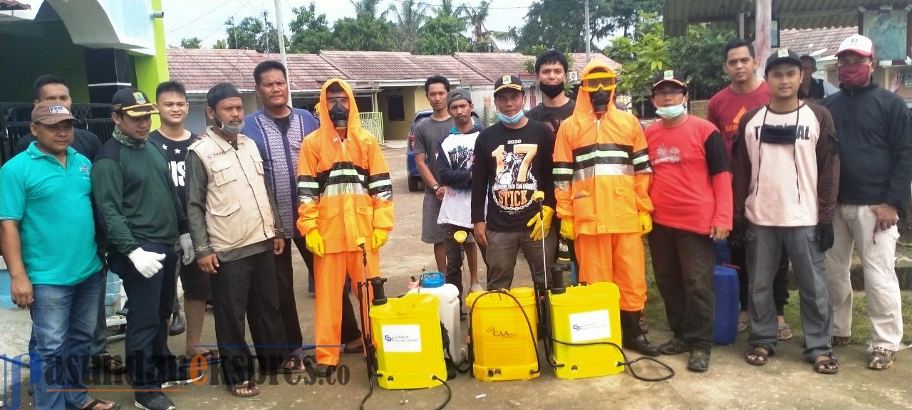 Yayasan Sahabat Kemanusiaan Bantu Penyemprotan Disinfektan