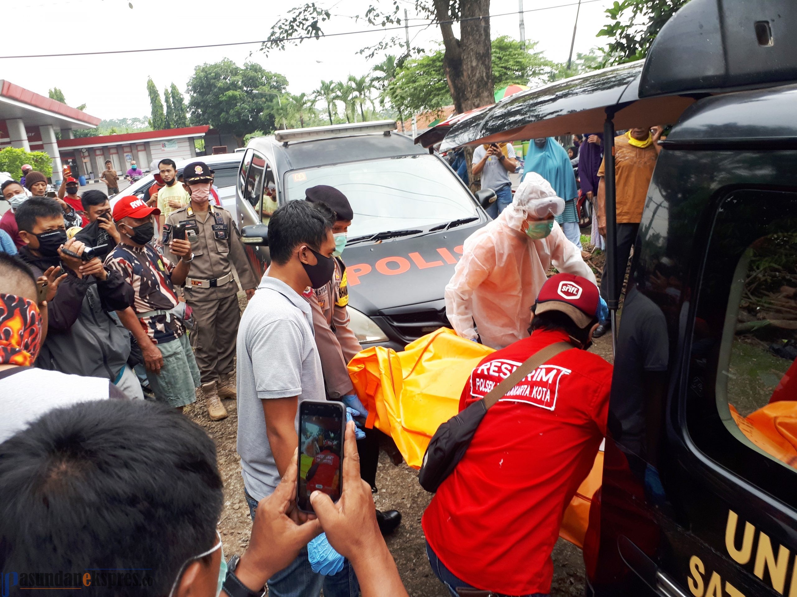 Seorang Gadis Bunuh Diri Dalam Kamar, Korban Dikenal Pendiam di Keluarga