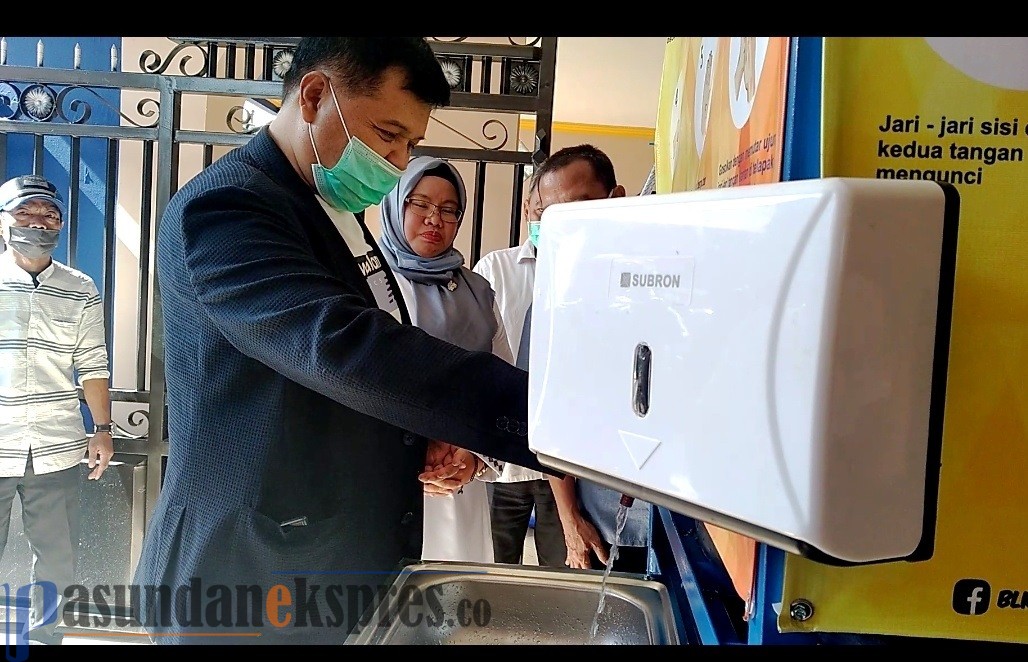 Balai Latihan Kerja Lembang Salurkan 20Unit Wastafel Portable