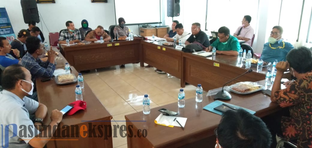 Tidak Diliburkan, Pabrik di Subang Wajib Jaga Kebersihan