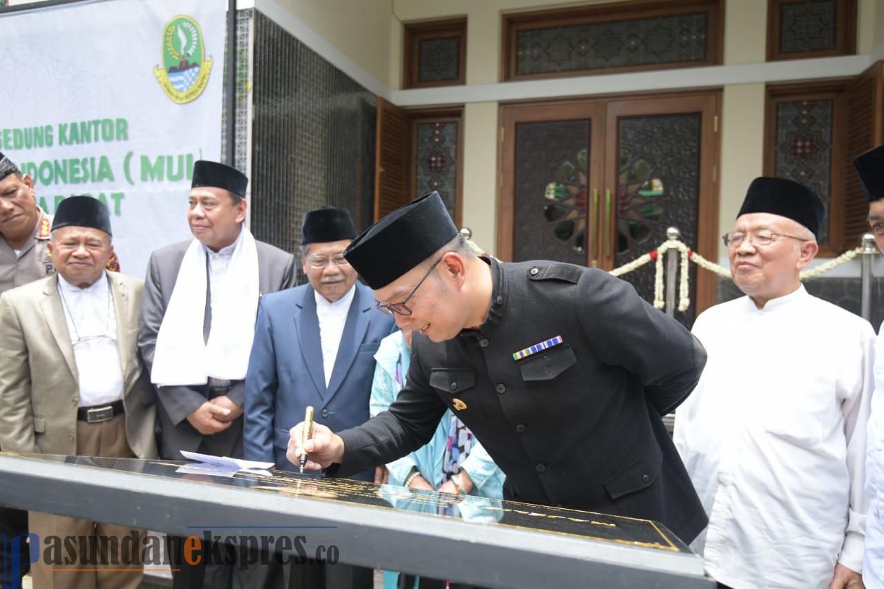 Ridwan Kamil Resmikan Gedung MUI Jabar