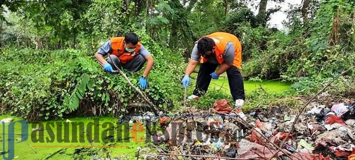 Kepolisian Resort Karawang Temukan Ratusan Alat Suntik Bekas di Lokasi Pembuangan Limbah