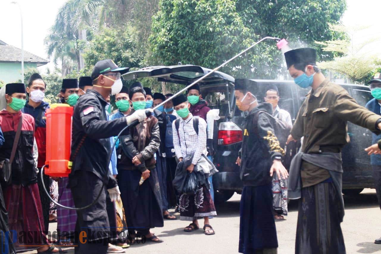 130 Santri Lirboyo Dipulangkan, Dilarang Keluar Rumah Selama 14 Hari