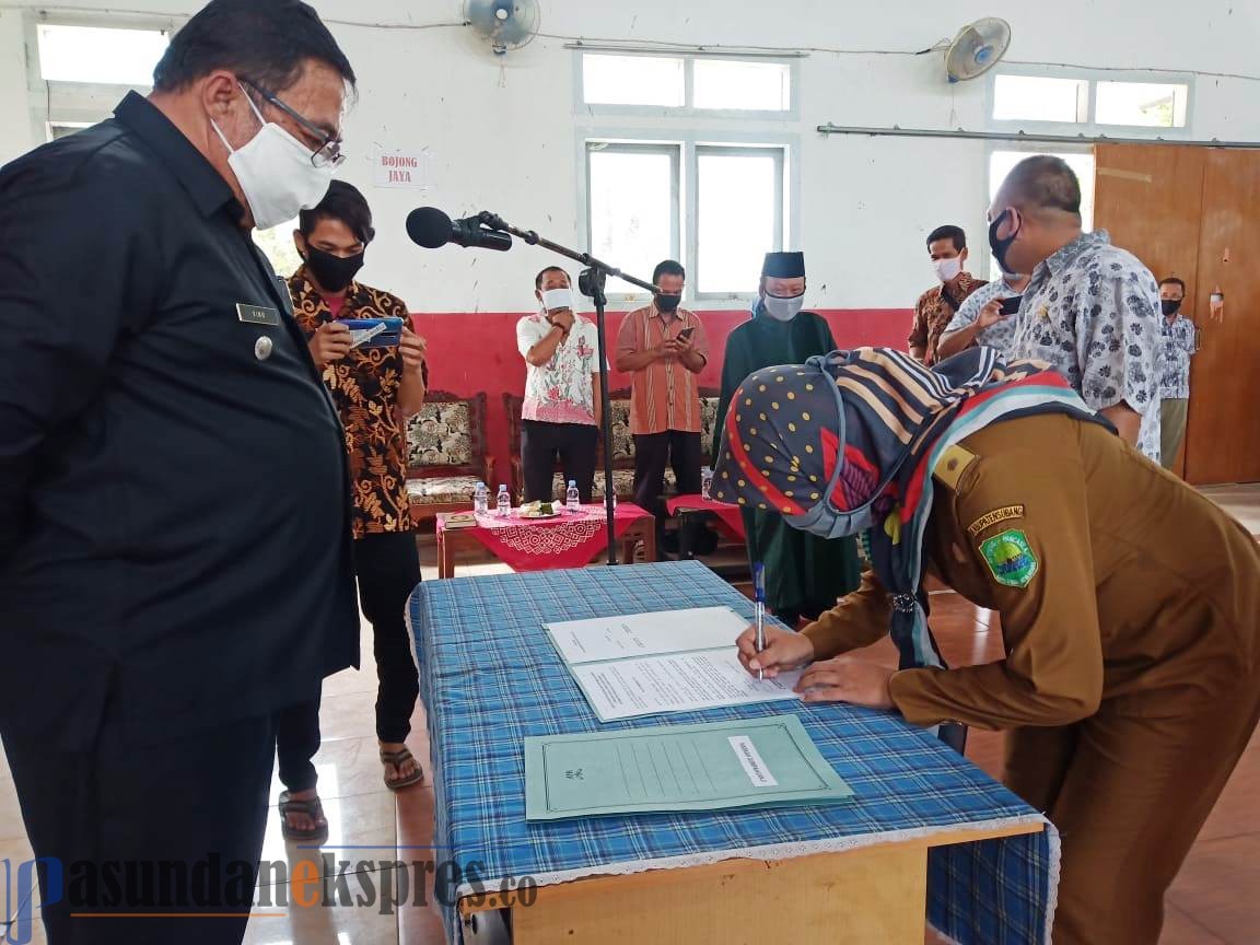 Elis Tiga Kali Jabat Pjs Kades Bojongtengah