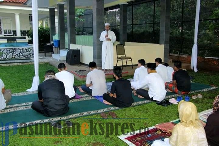 Cerita Warga Subang, Dari Rakyat Sampai Pejabat, Kehilangan Momen Salat Idul Fitri di Alun-Alun