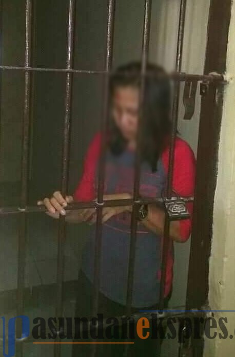 Perempuan Ini Nekad Curi Tas Berisi Uang Rp5,1 Juta Ditangkap Warga di Pasar Pabuaran