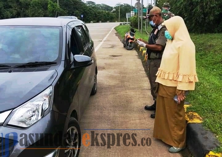 Akses Tol Cipali Menuju Jakarta Ditutup, Pemudik Wajib Tunjukan SIKM