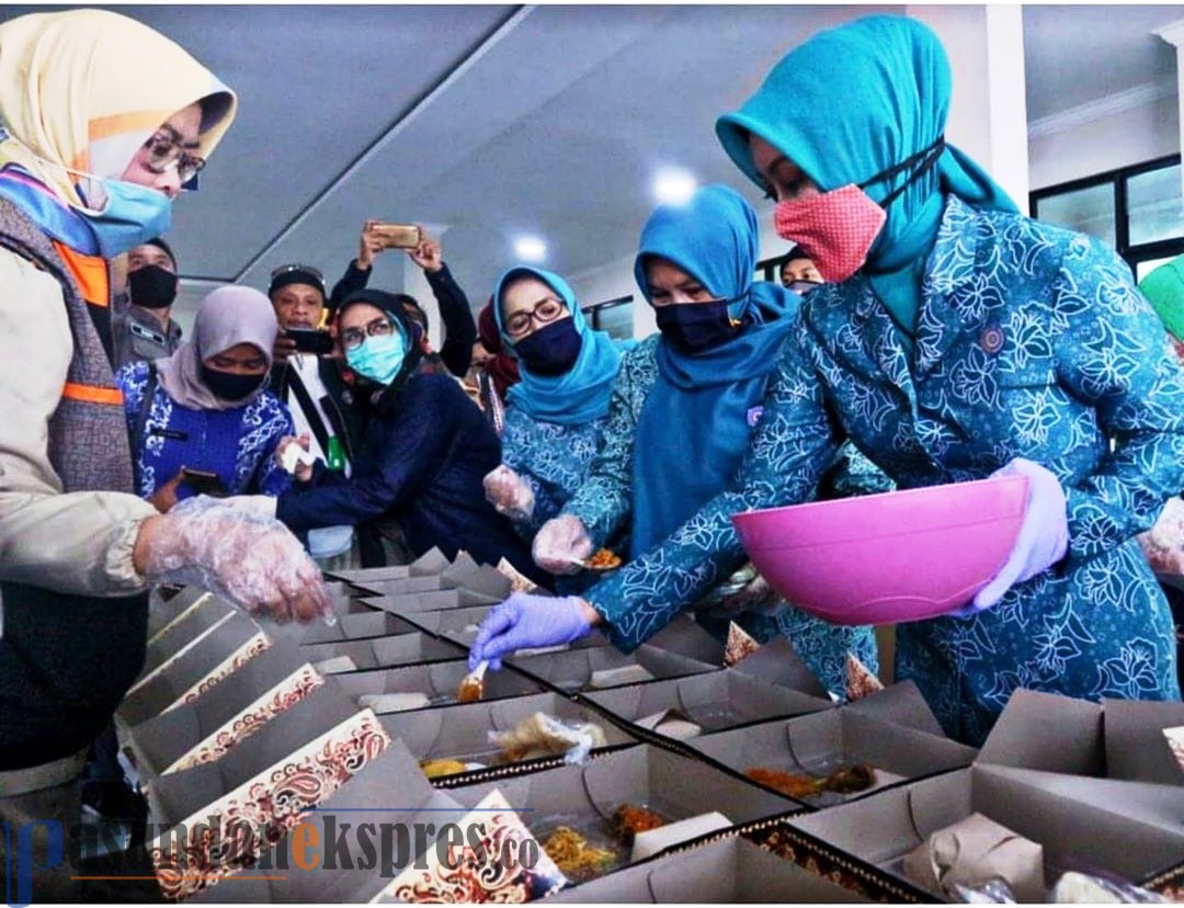 Virus Korona Bangkitkan Semangat Gotong Royong