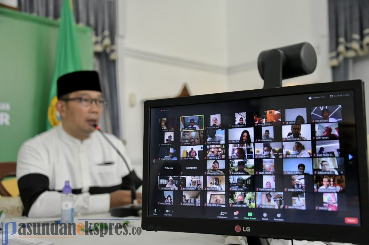 Ridwan Kamil Ajak Seniman dan Budayawan Cegah Persebaran COVID-19