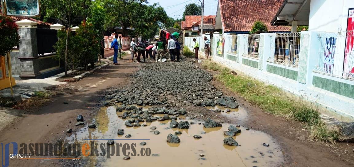 Desa Sukareja Kecamatan Sukasari