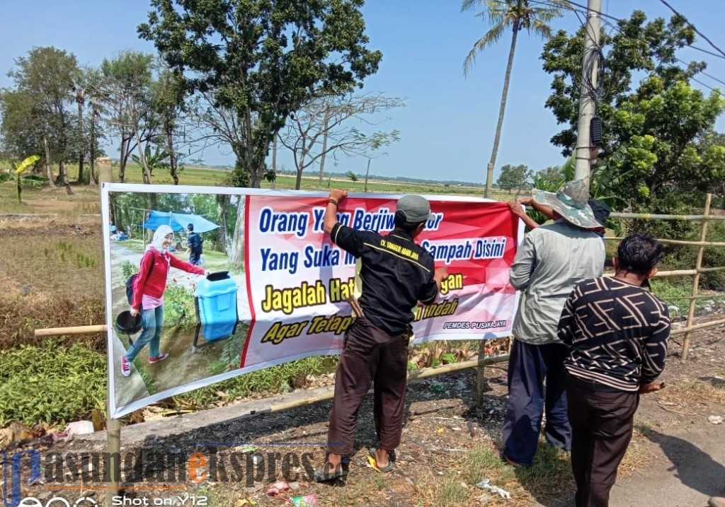 YOGI MIFTAHUL FAHMI PASUNDAN EKSPRES WISATA KULINER: Rumah Makan Saung Kimmo di Pamanukan jadi alternatif wisata kuliner seafood.