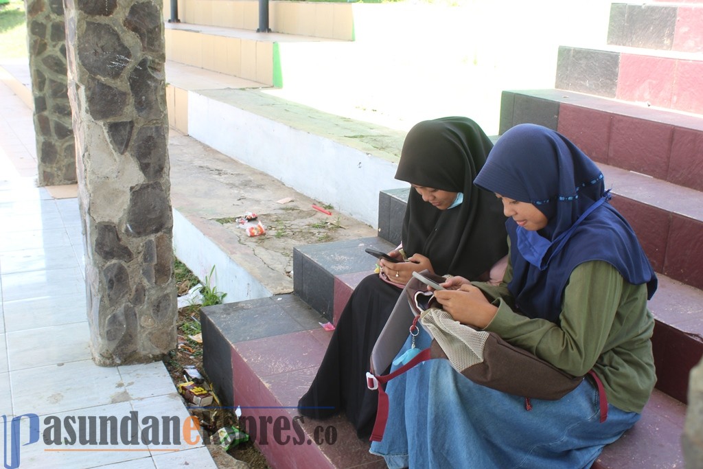 Pelajar Mulai Bosan Belajar Daring