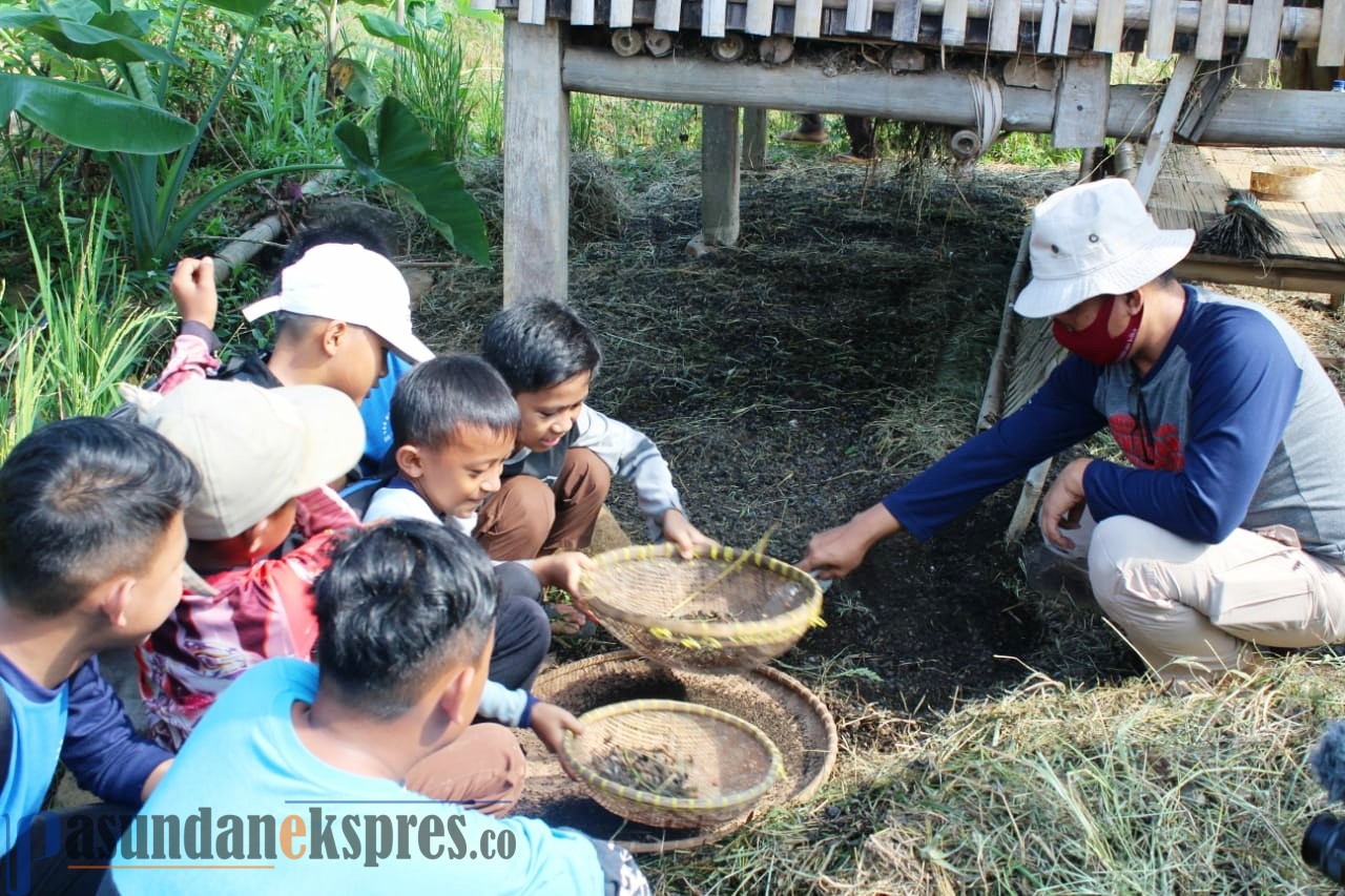 Sekolah Ekologi kahuripan