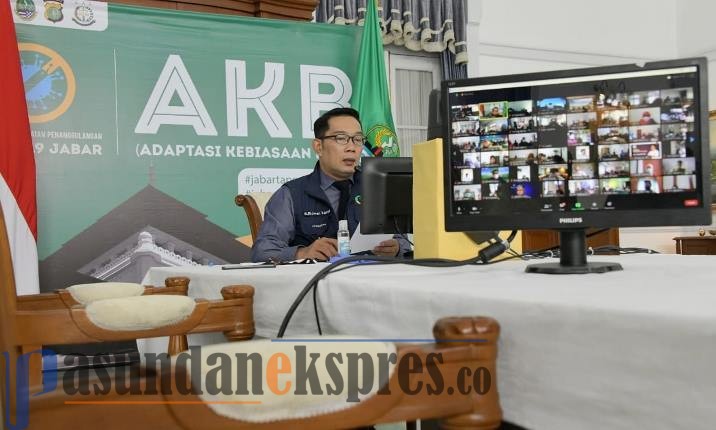 Kang Emil Instruksikan Hindari Kontak Fisik dan Kerumunan