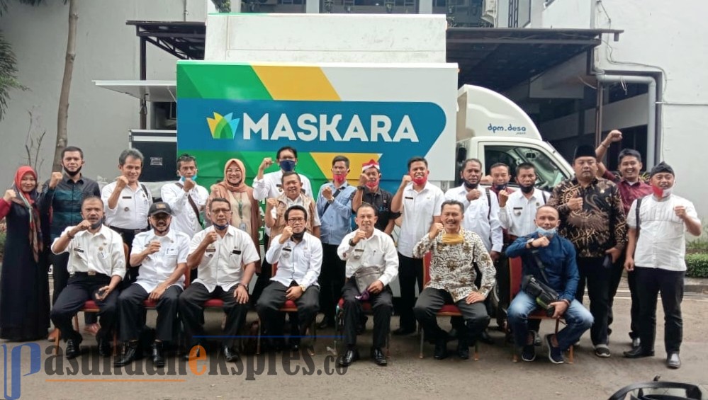 Berprestasi, Empat Desa Dihadiahi Mobil Maskara