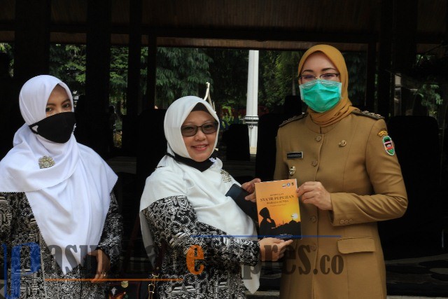 Al-Muhajirin Rilis 6 Kitab Kuning, Susun 60 Pupujian Sunda