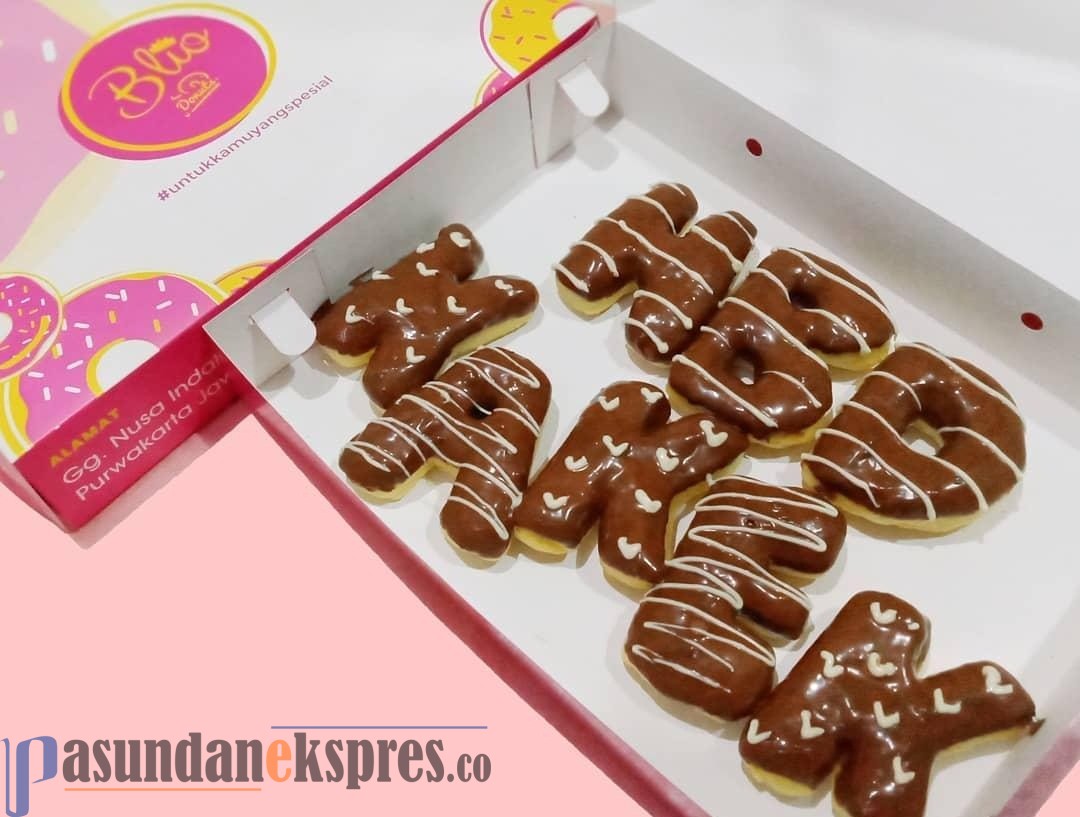 Uniknya Donut Bentuk Alphabet Ala Blio Donuts