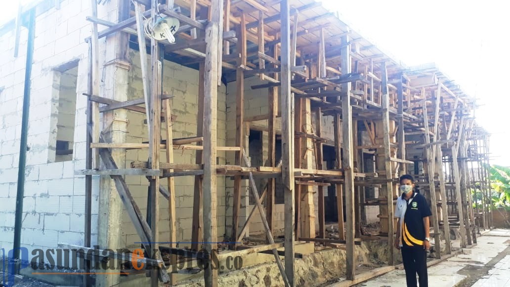 Renovasi Kantor Desa Manfaatkan Banprov