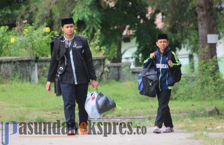Pemdaprov Jabar akan Berikan Bantuan agar Pelaksanaan Protokol Kesehatan di Ponpes Terwujud