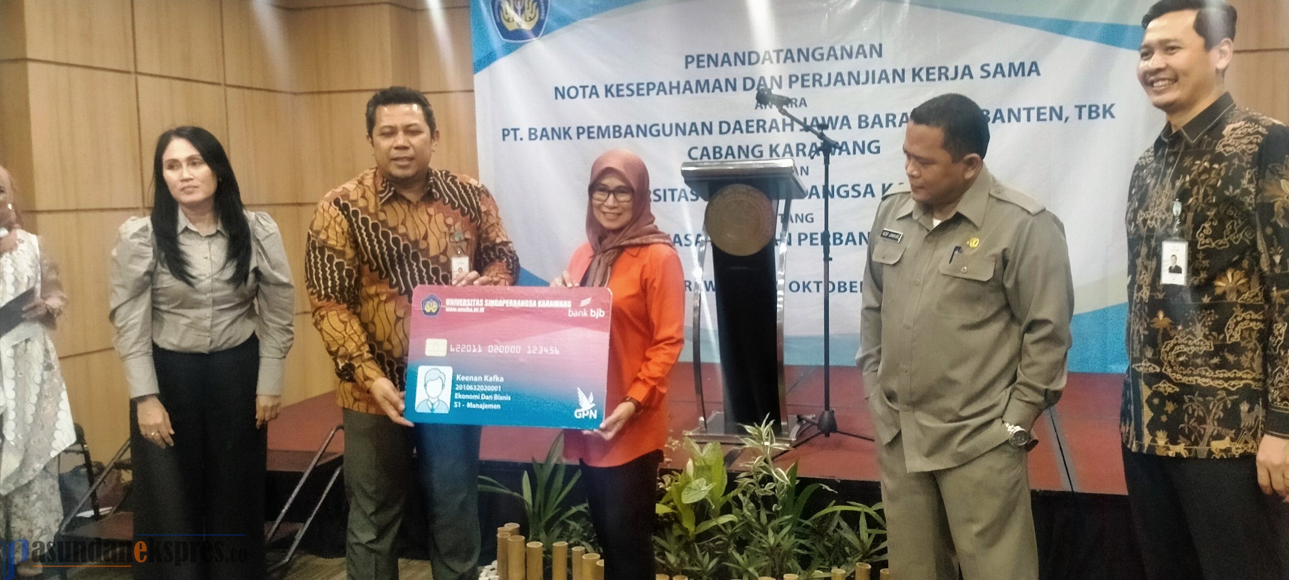 Bank bjb dan Universitas Singaperbangsa Karawang Tingkatkan Jasa Layanan Perbankan