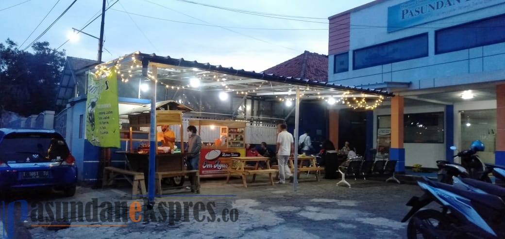 Bingung Nongkrong? Di Food Court Pasundan Aja, Ada Angkringan Juga