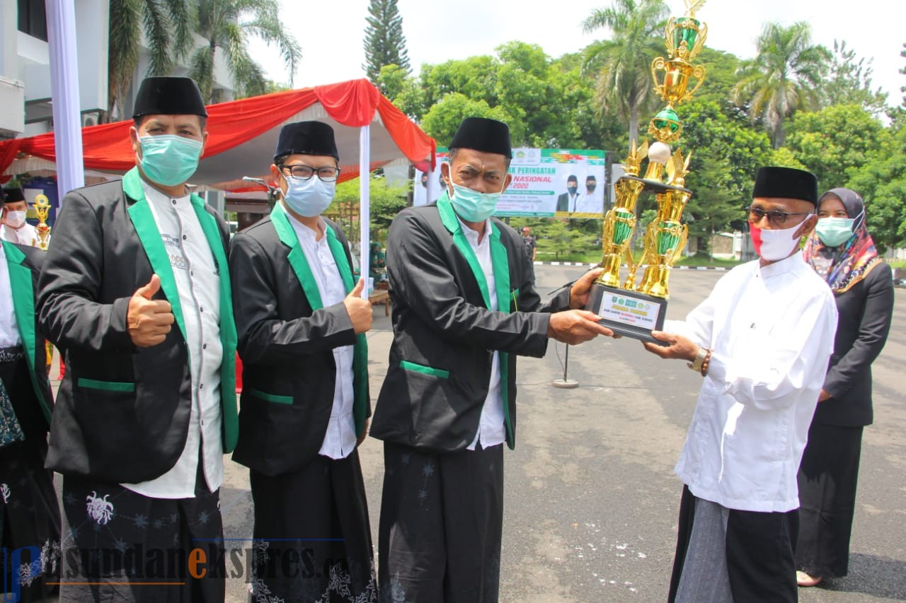 Bupati Ruhimat: Santri Harus Siap Menghadapi Era Industrialisasi