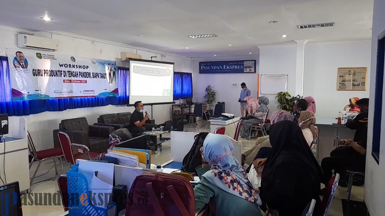 Puluhan Guru Ikuti Pelatihan Branding Digital dan Menulis Opini Bersama Pasundan Ekspres